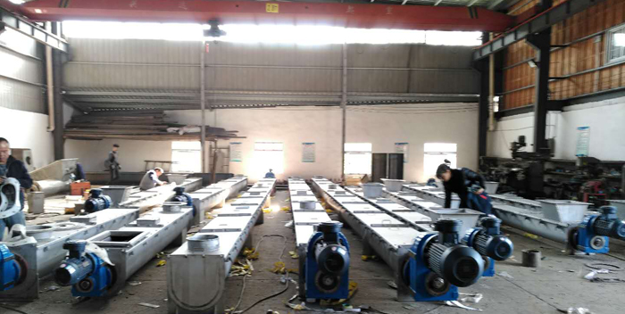 ���׶���(g��)�M(j��n)�Ͽ�U�͟o�S����ݔ�͙C(j��)