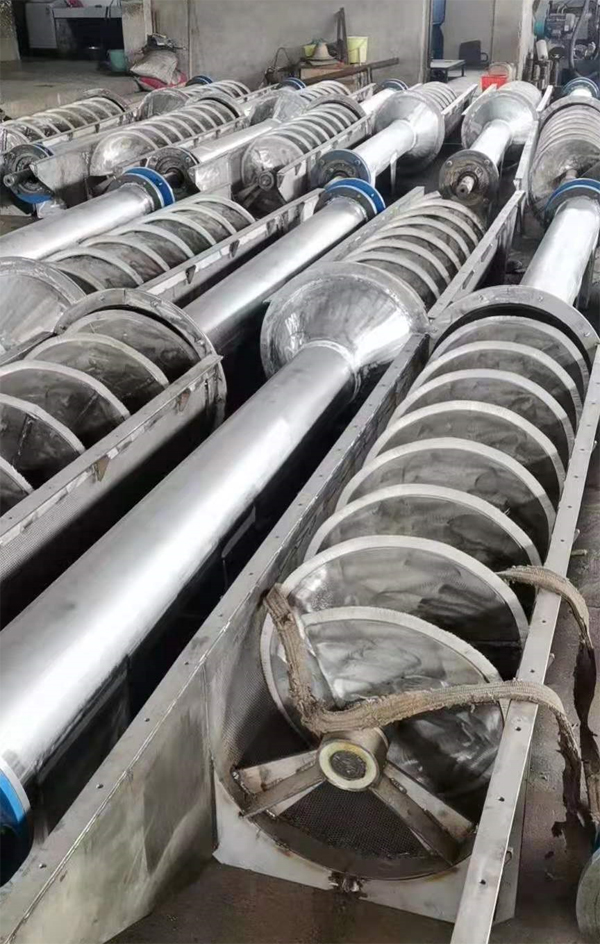 ���ڇ����13�_��ë�C�����C����������ʂ�l؛